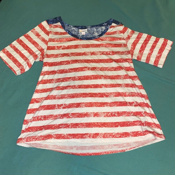 LuLaRoe Tops - Lularoe Boyfriend T